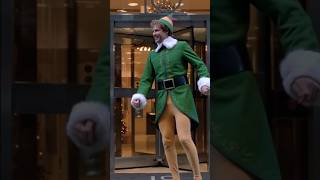 Christmas got Buddy the Elf THIS excited 😆🎄🎅🏼 #elf #buddytheelf