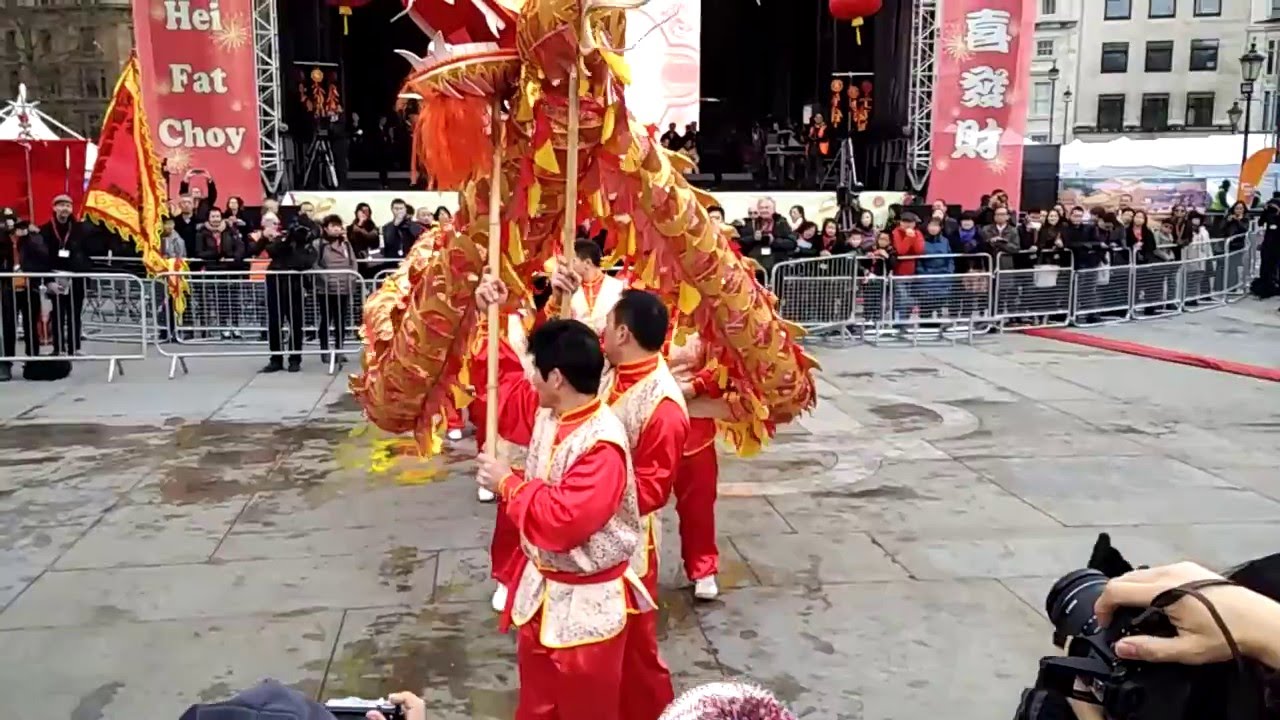 Perayaan Tahun Baru Cina Di London 2016 Dragon Liong Naga YouTube