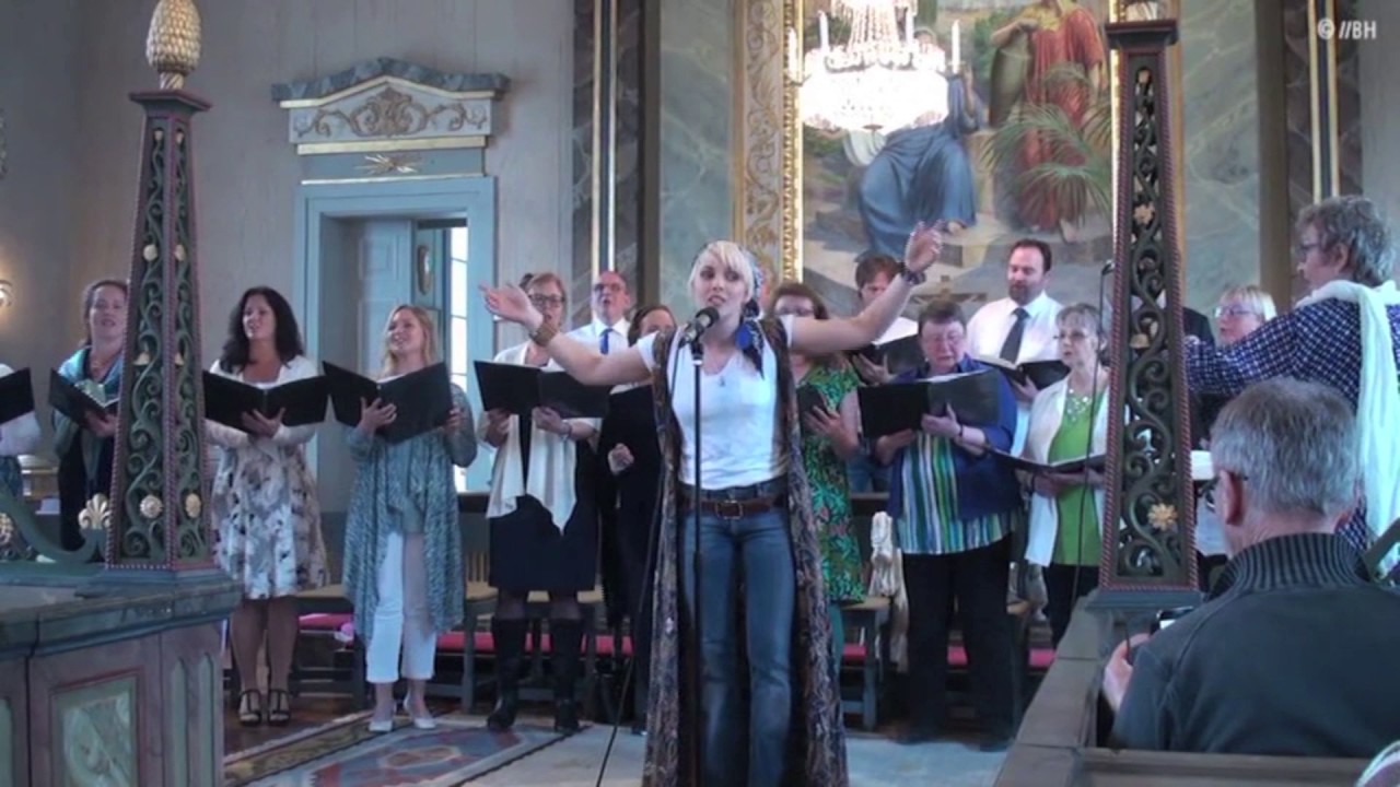 En Stund På Jorden (Laleh cover)  - Emma Carlsson feat. Bräckekören