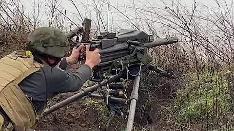 乌克兰榴弹发射器部队在前线机动作战   美制MK-19榴弹发射器帮助吓阻俄军 - 天天要闻