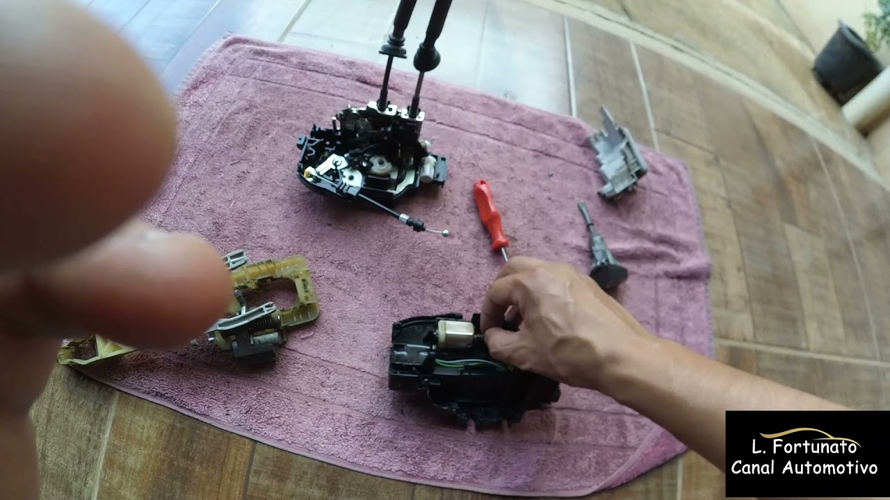 #402 Troca do motor da trava elétrica AZERA