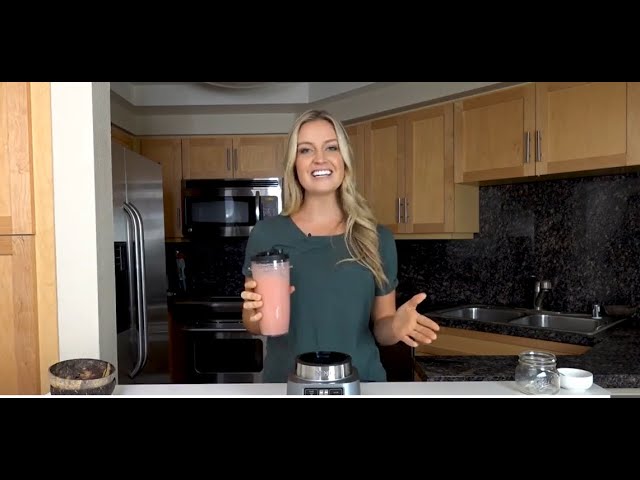 smoothies-in-the-ninja-blender - Savvy Sassy Moms