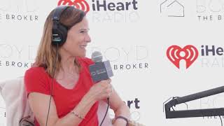 Download Lagu Amy Trell of Skechers Discusses the Friendship Walk in Manhattan Beach