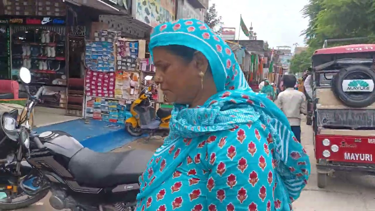 बेतिया जिला के मीना बाजार मार्केट ❤️#youtubeshorts#explore#marketing#beautiful#bhojpurivlog#vlog 