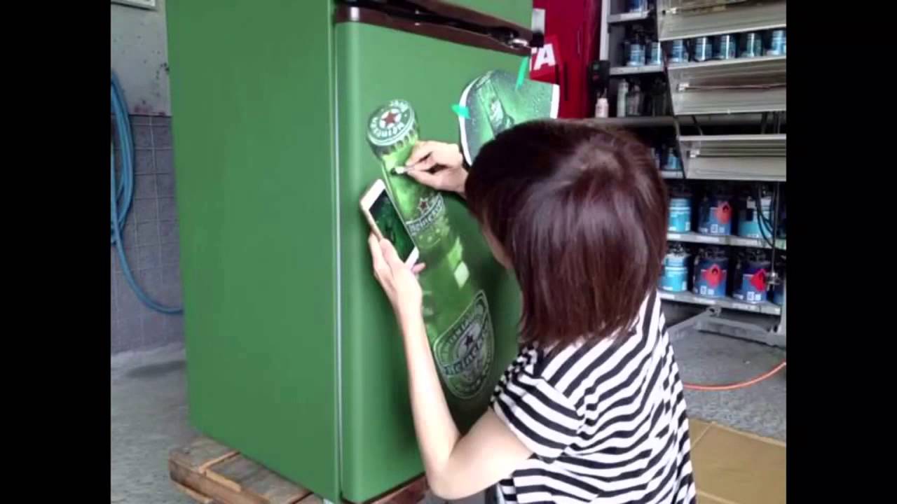 冷蔵庫を黒板塗料でペイントし チョークアートを施した結果 Youtube