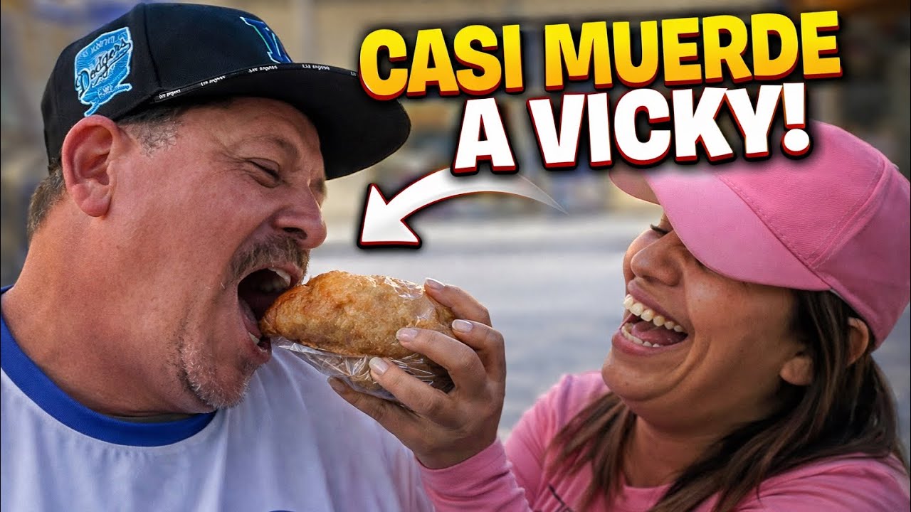 Mira como el dulcero le muerde la empanada a Vicky 
