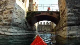 Anteprima del video gita in kayak Sirmione 13 ottobre 2011.wmv(Gita in Kayak al Castello Scaligero Sirmione, 13 ottobre 2011 (Anteprima del video completo), 2011-10-14T19:47:43.000Z)