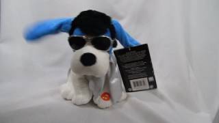 DSCN6010 Elvis Plush Blue Christmas singing dog screenshot 5