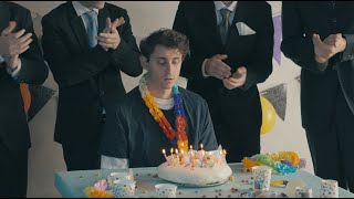 Blumele - Crisi Di Mezza Mezza Età Official Video