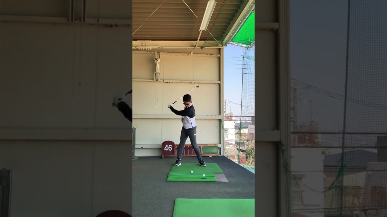 右腰は高く