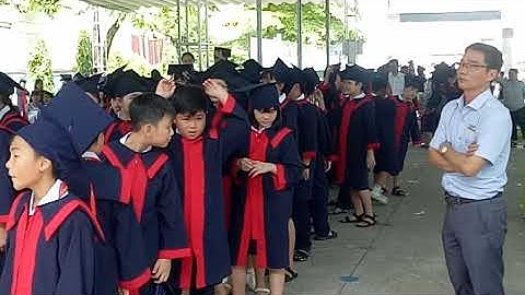 LỄ TỐT NGHIỆP LỚP 5/4 TRƯỜNG  TIỂU HỌC QUANG TRUNG PHƯỜNG TRUNG MỸ TÂY QUẬN 12(4)