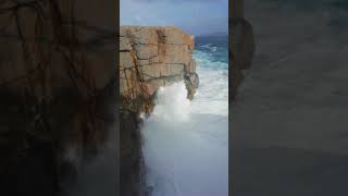 Large Waves Produce Crazy Splashes in Albany Coastal Crevice