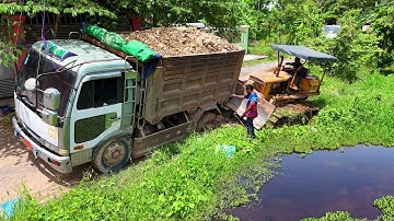 Be Careful Start New Landfill! Dump Truck 5Ton Back Uploading Stuck, Technique Rescue Using Dozer