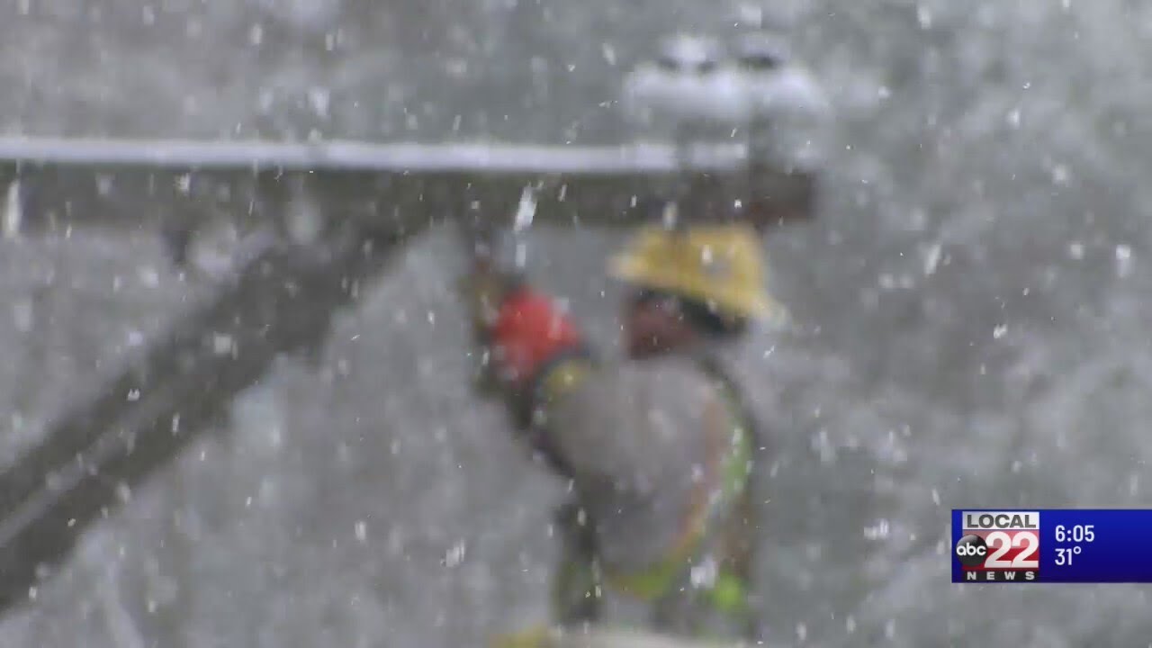 Thousands remain without power as electrical workers prep for another ...