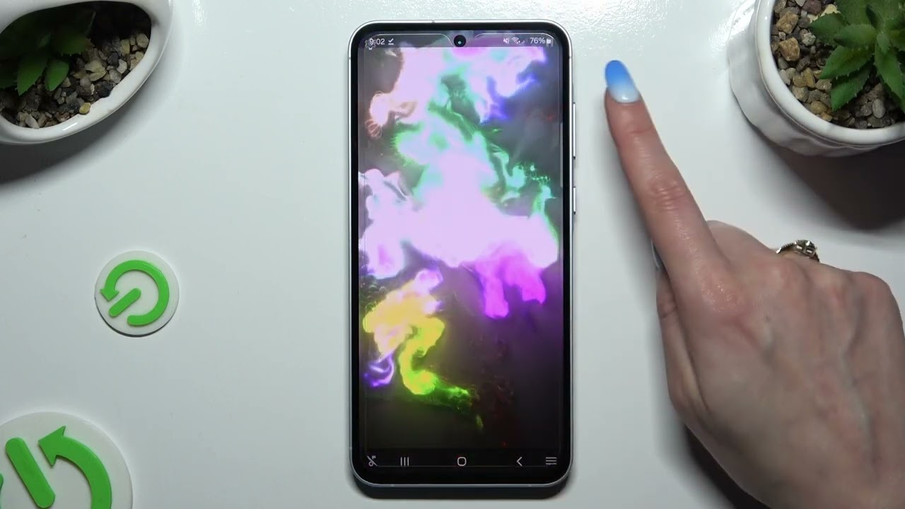Samsung Galaxy A55 Download and Apply Live Wallpaper Magic Fluids Free