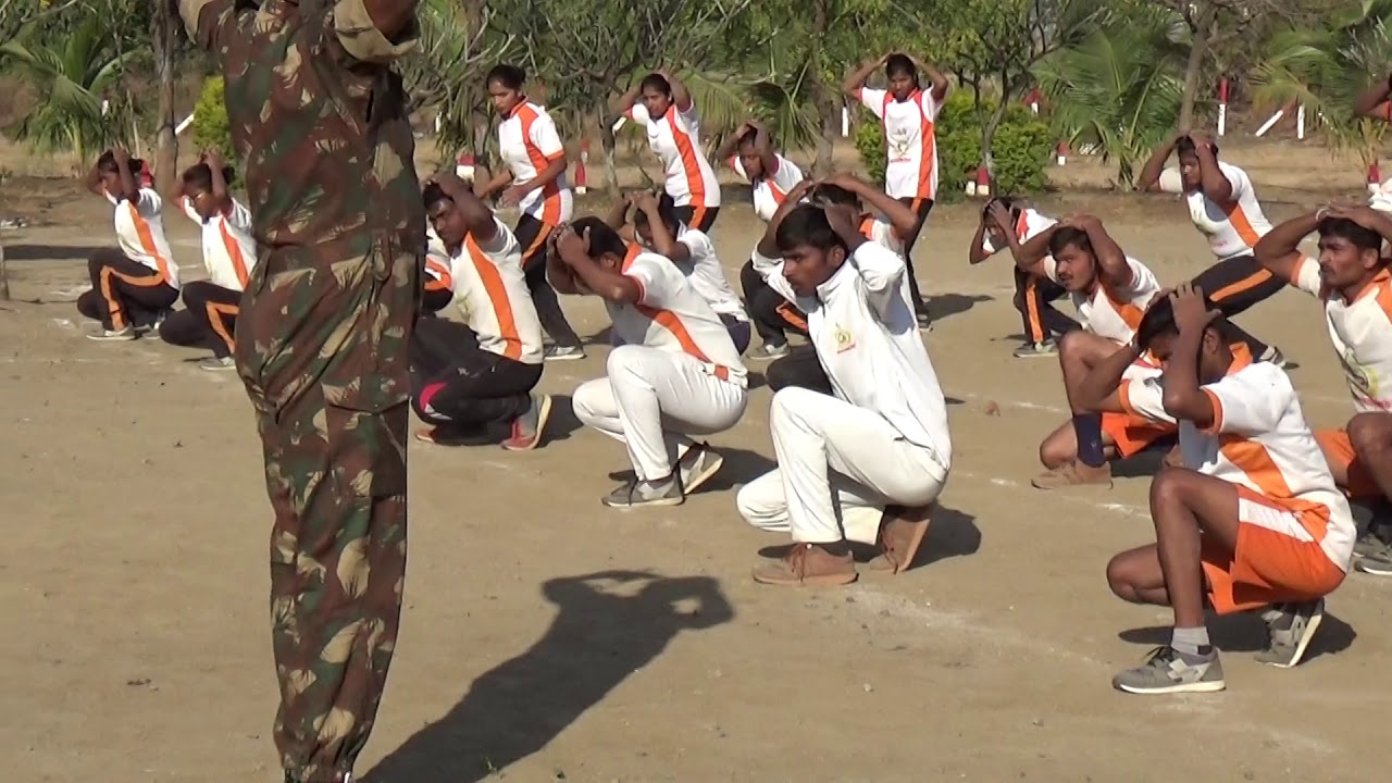 yash academy  latur 9923898000(1)