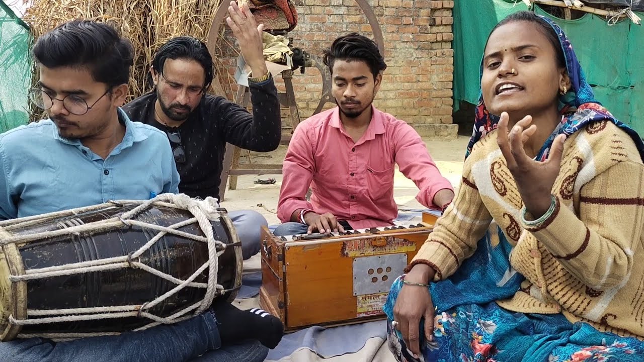 Mere Naina Sawan Bhadav | गरीब महिला की आवाज़ हूबहू लता जी जैसी हैं |siraj ashu bachchan|