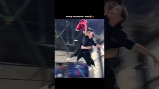 The way he pulled her...#ytshortsfeed #ytviralshort #goviral #views_viral #taehyung #jungkook
