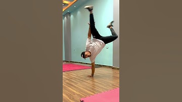 Bboy tutorial how to air freeze #mrninja #bboy #tutorial #ninja