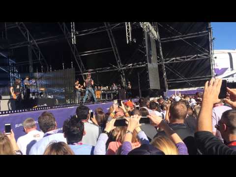 2015 Super Bowl 49 Tailgate Concert