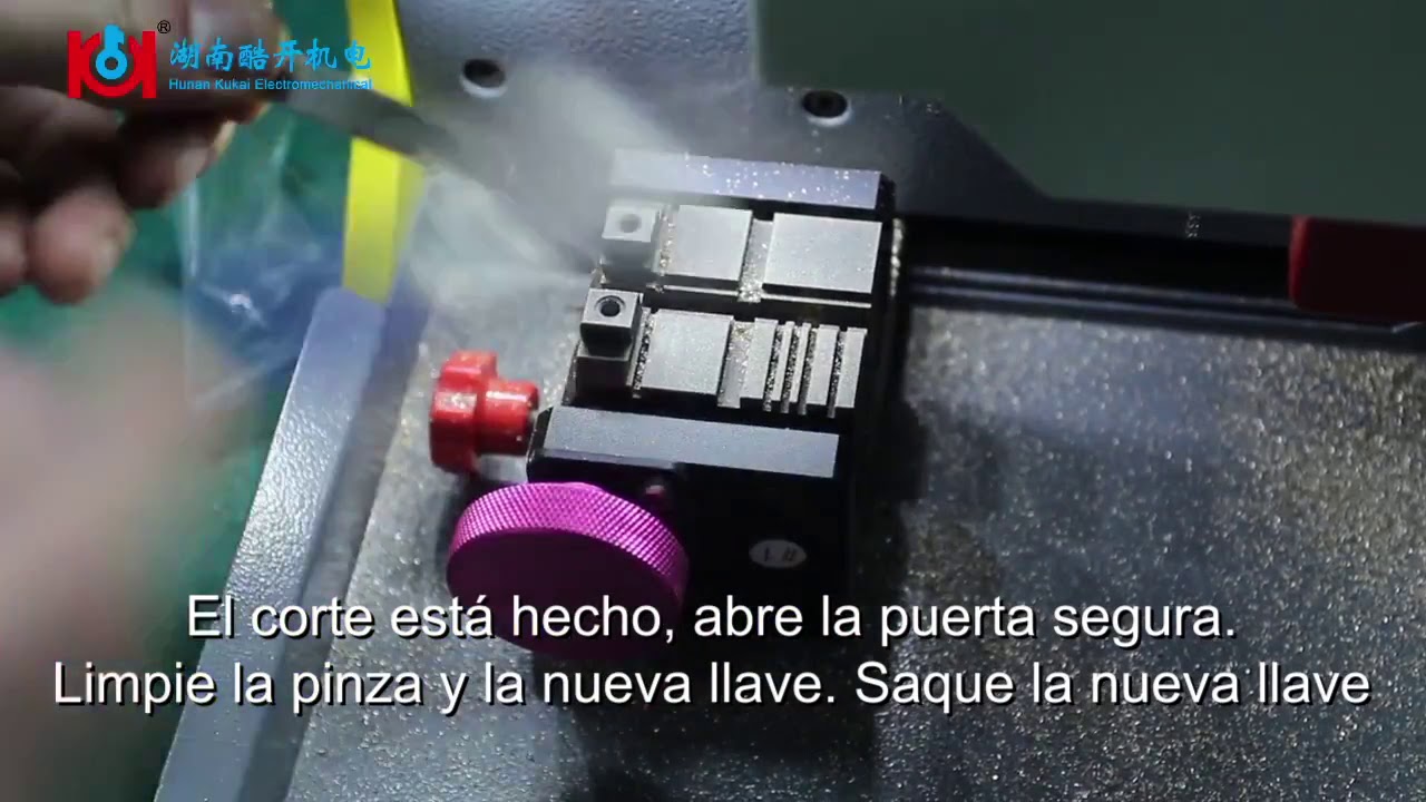 como cortar llaves Honda HON66 En SEC E9 maquina de corte clave;How to
