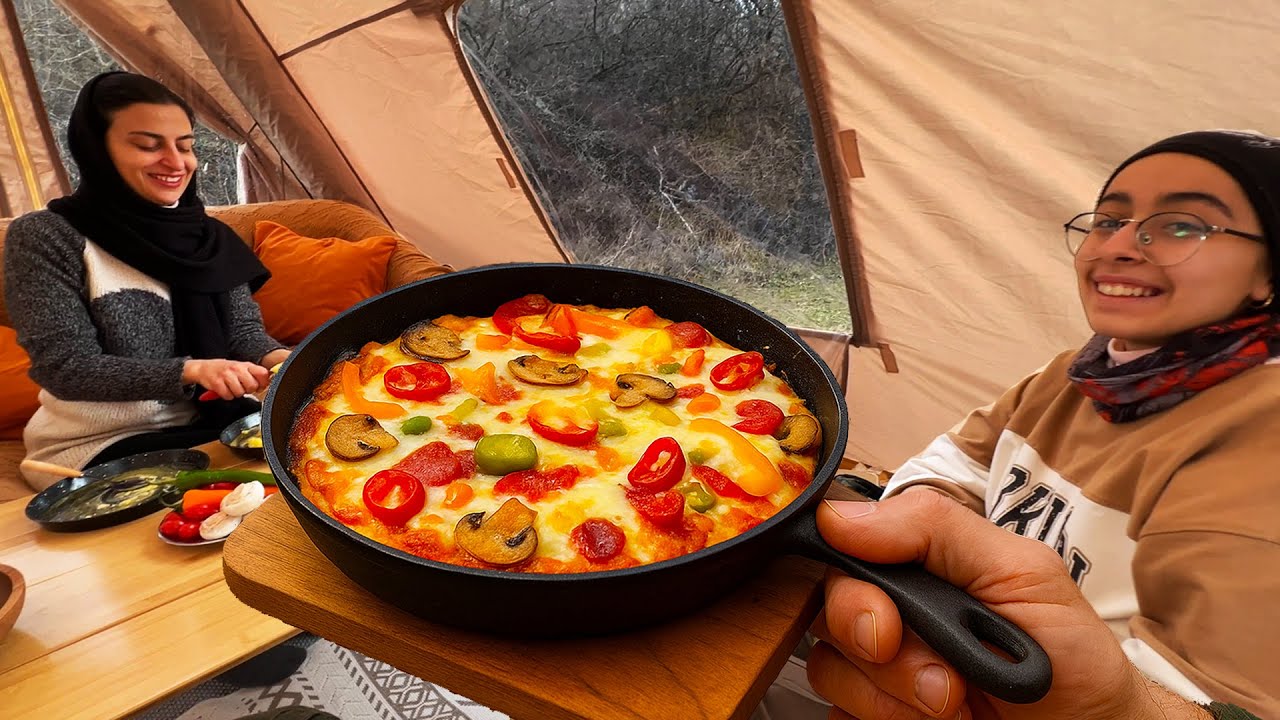 Пицца на кемпинге в заснеженном лесу | Семейное зимнее приключение