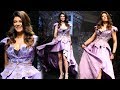 Sushmita Sen Walks ELEGANTLY On Ramp For Lakme Fashion Week | Bollywood Fashion Show