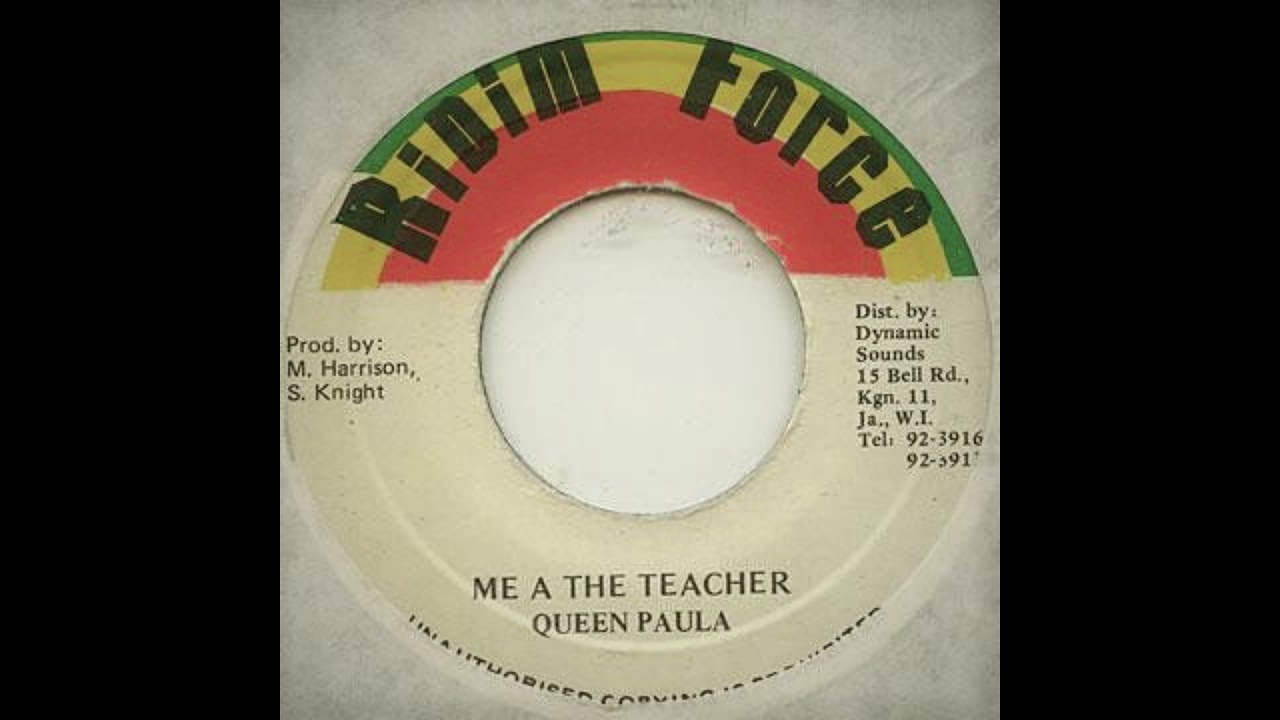 QUEEN PAULA - ME A THE TEACHER
