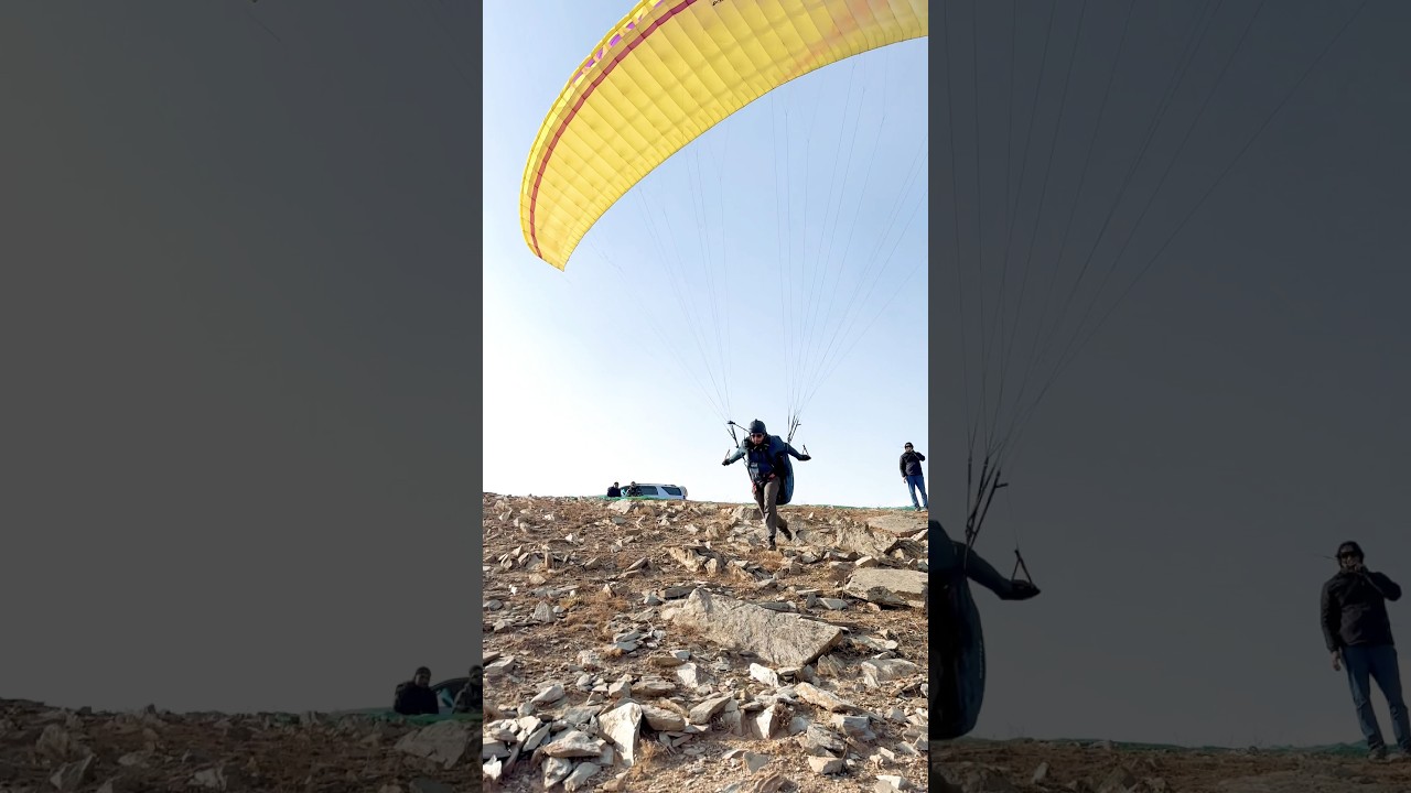 Afghan Paragliding Pilot flying in Kabul 🇦🇫🪂🦅 