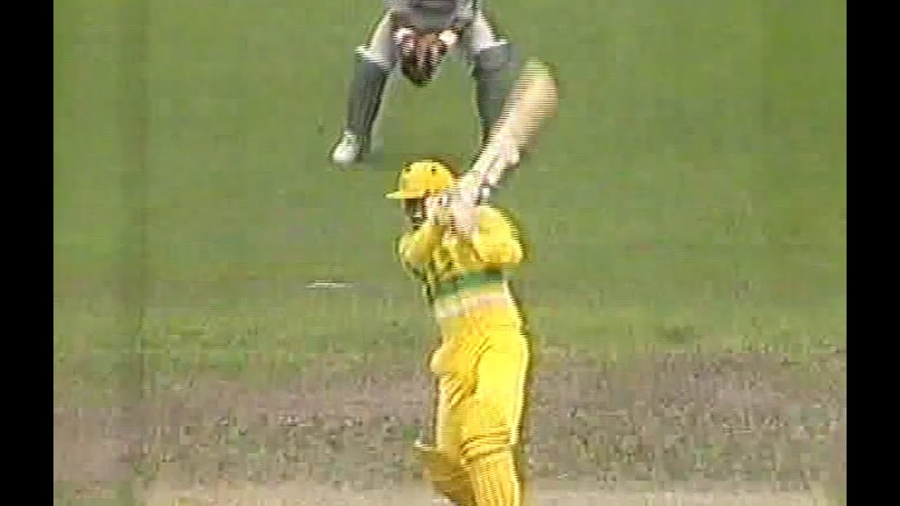 Two spanking cover drives by Geoff Marsh against the West Indies ODI MCG 1988/89