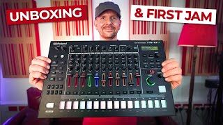 Roland TR-8S Unboxing & First Jam