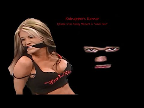 KK Ep 140 - Mickie James Gives Trish Stratus a Gift