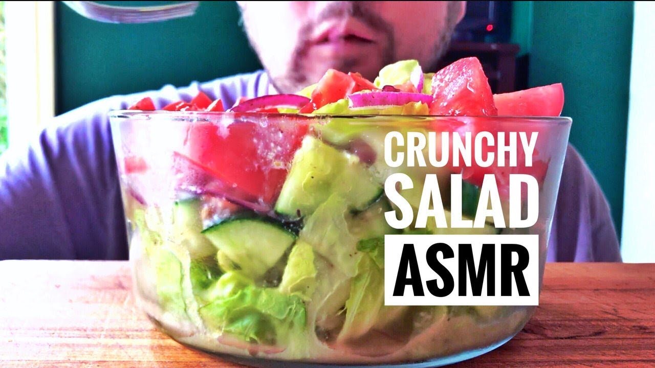 ASMR EATING CRUNCHY SALAD