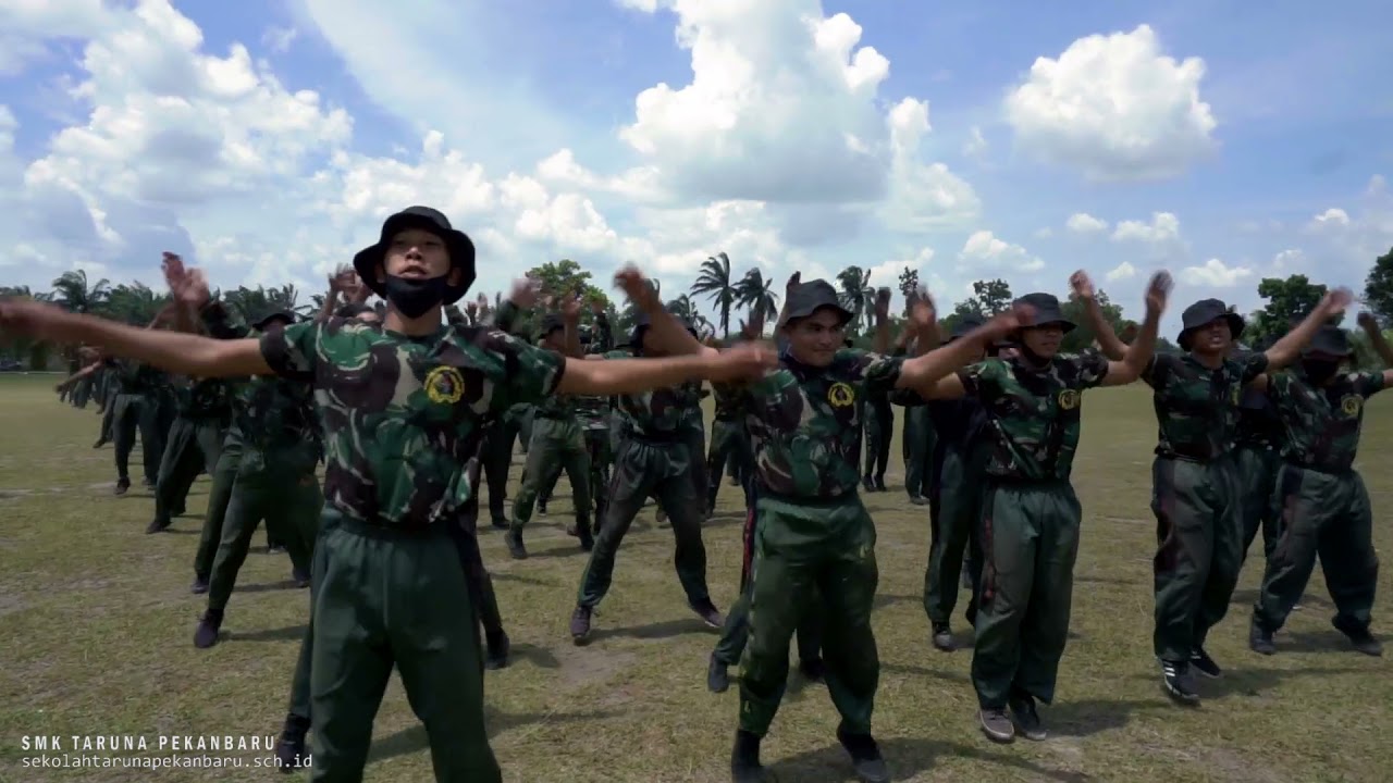 SMK TARUNA PEKANBARU.. PERTAMA.. DAN TETAP YANG TERBAIK...!!!