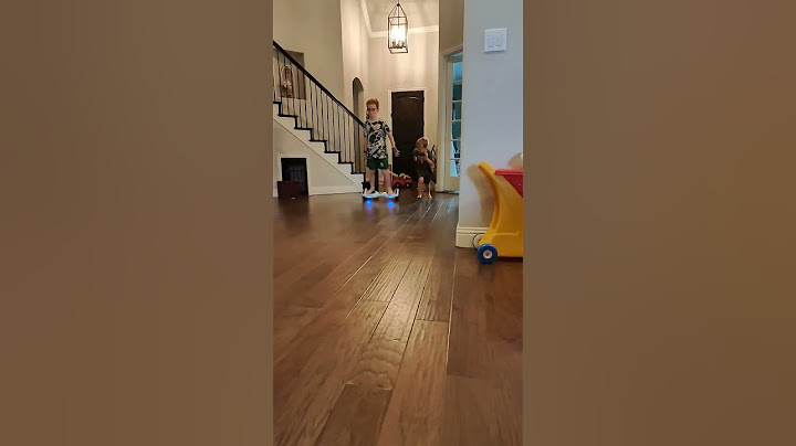 gotta go fast...hoverboard vs 4 year old #4yearold #hoverboard #race #brothers #summer #gottagofast