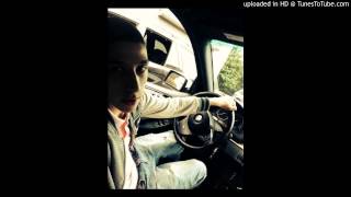 Mama I'm a criminal (Lyrics)