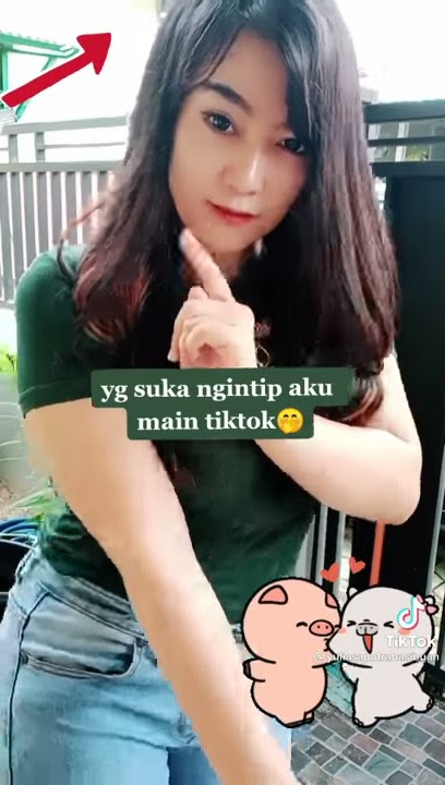 Story wa cewek cantik dan montok  joget lagu tendangan bantengan viral di tik tok part 25