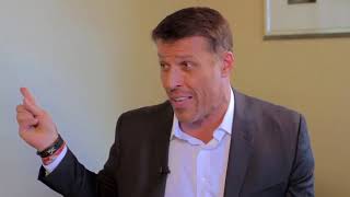 Celebrity 7 Simple Steps to Financial Freedom by Tony Robbins and Lewis Howes Wealth