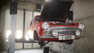 Are Old British Cars REALLY That Unreliable?
For the last 5 months Ive been dailying a MK1 Cortina. British made, British design, British everything. Even the electrical system is made by the Lord of Darkness himself. Lucas. But has it lived up to its unreliableness?
#fordcortina #mk1 #britishclassic Are Old British Cars REALLY That Unreliable?