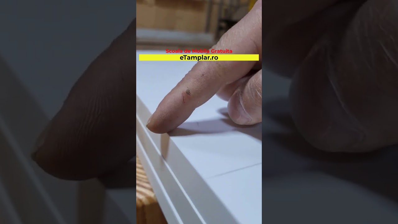 Mobila pe comanda Canturi Abs