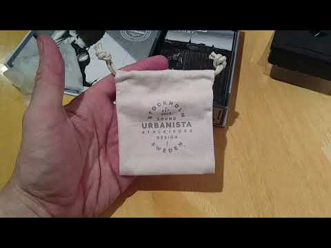 Unboxing the Urbanista Chicago sport wireless headphones. #tech #headphones #urbanista