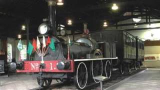 Estações e comboios antigos.avi