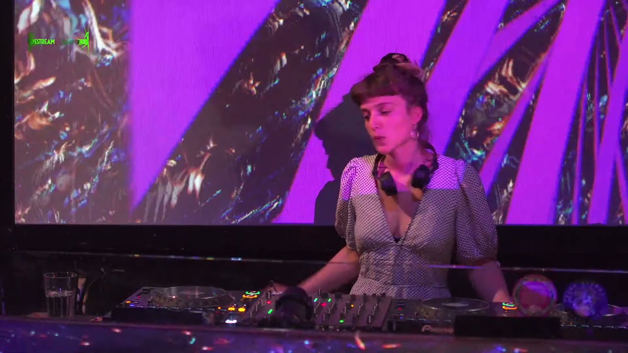 Watch Laetizia & VJ 2Spin | Marry Klein Livestream Festival 2021 | Garry Klein | Day 9 on YouTube Watch Laetizia & VJ 2Spin | Marry Klein Livestream Festival 2021 | Garry Klein | Day 9 on YouTube