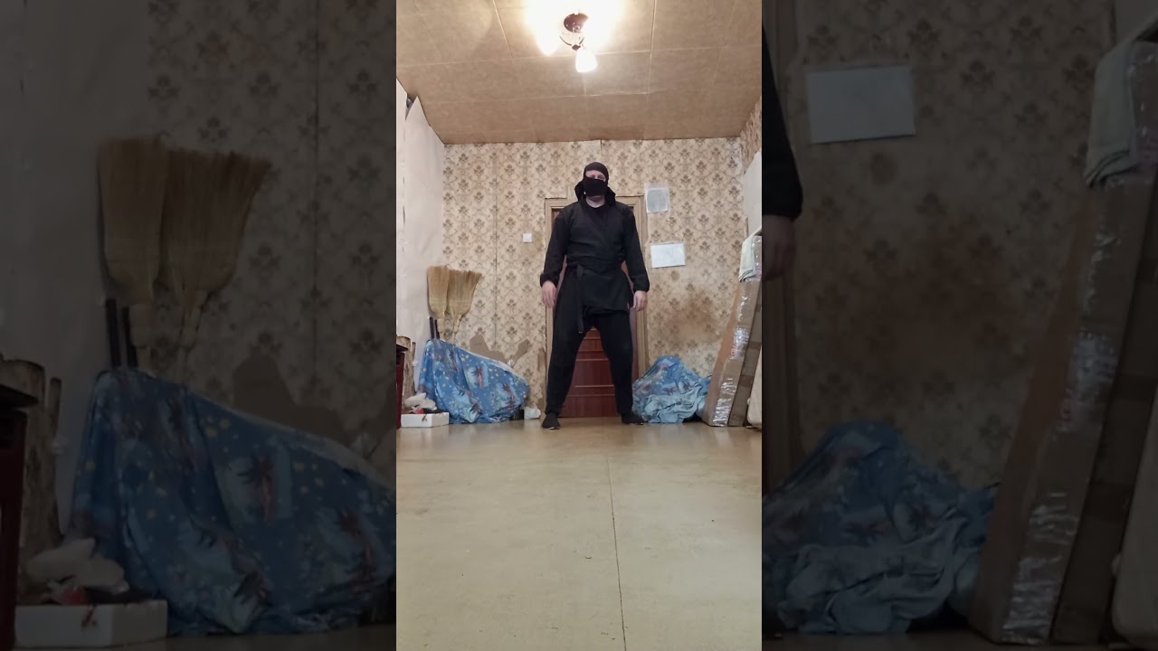 Nordic Ninja: Ragering. Ardentise. I-st BreakFire/ Nordlige Ninja: Rasende. Ivrig. I-ste Brudd 