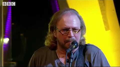 Barry Gibb " Jive Talkin`" / Show Later with Jools