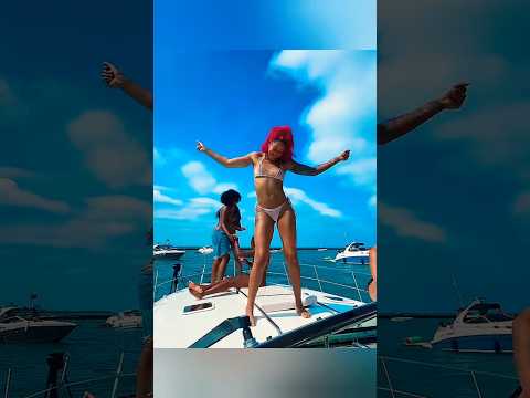 The Finest 6'5 ๐๐ (Video Stolen From Shakira Austin's IG) ๐
