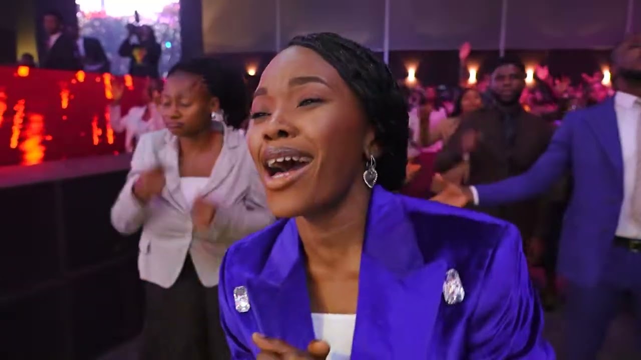 ‪@chandlerdmoore‬