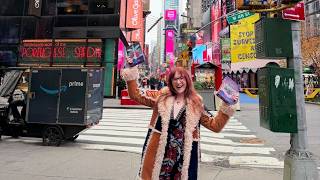 Waco author R.M. Gray celebrates New York Times bestsellers, announces trilogy finale