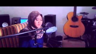 Aron - Lambaikan tangan ke kamera 'Sarah Dhanialin (Cover)'