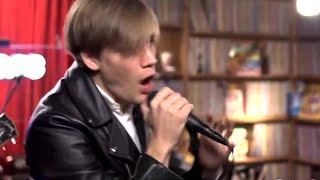 The Hives : Hate To Say I Told You So (Live Studio)